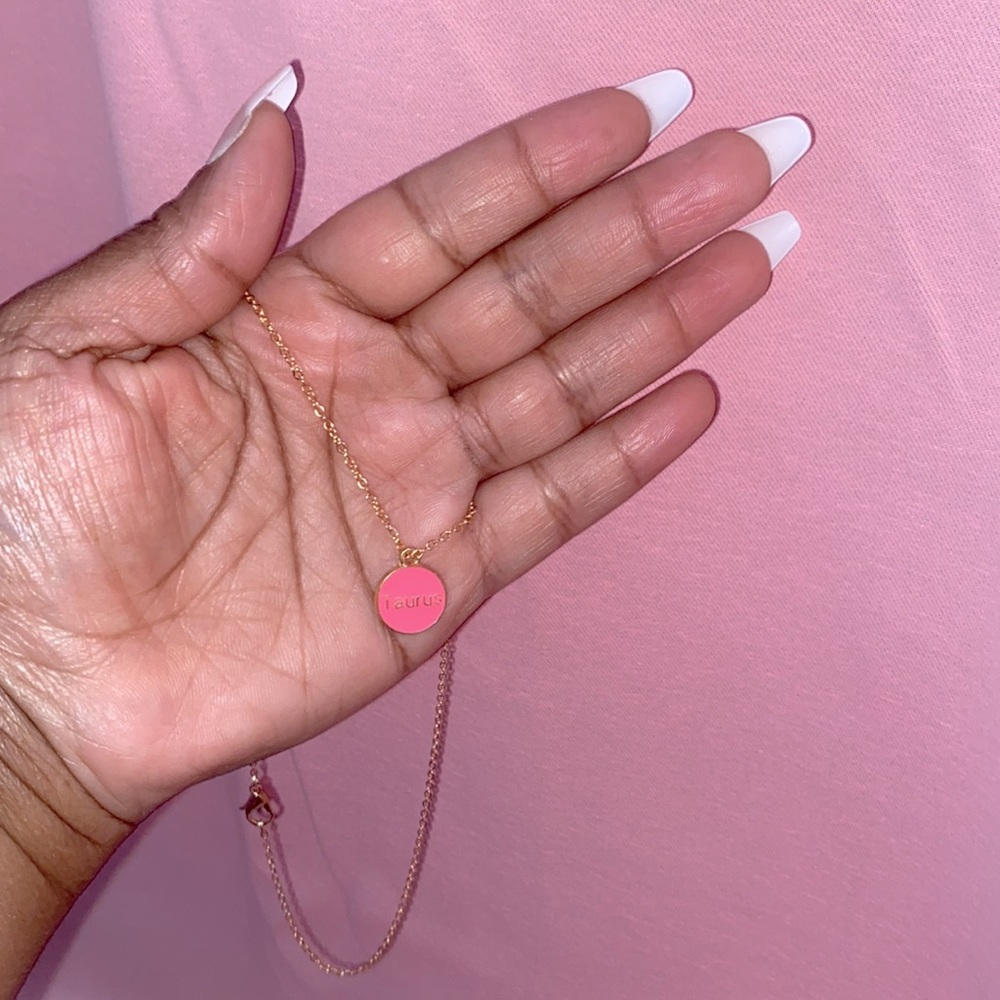 ♉️ Taurus necklace